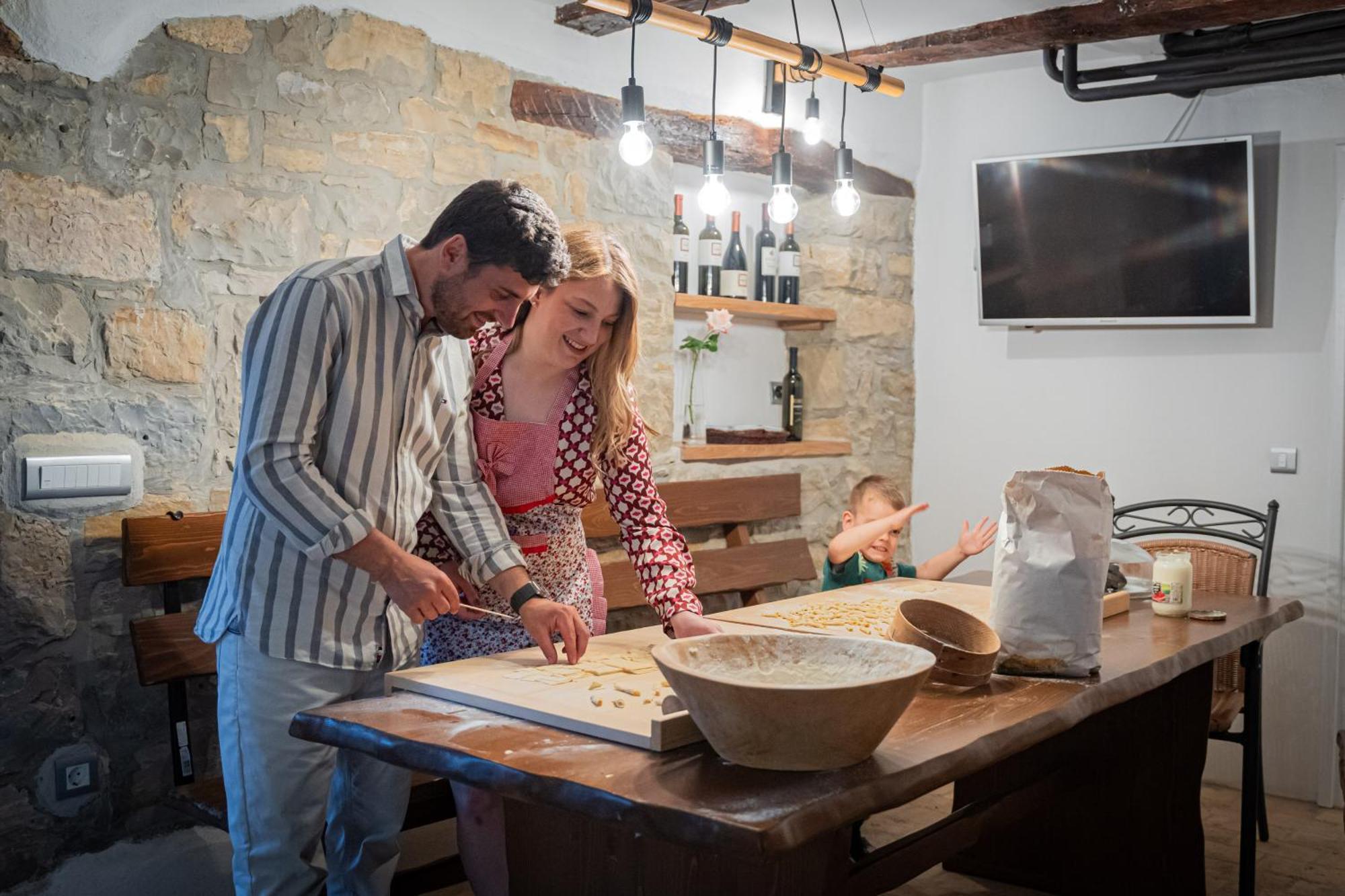 Holiday Home Belveder Motovun Livade Eksteriør bilde