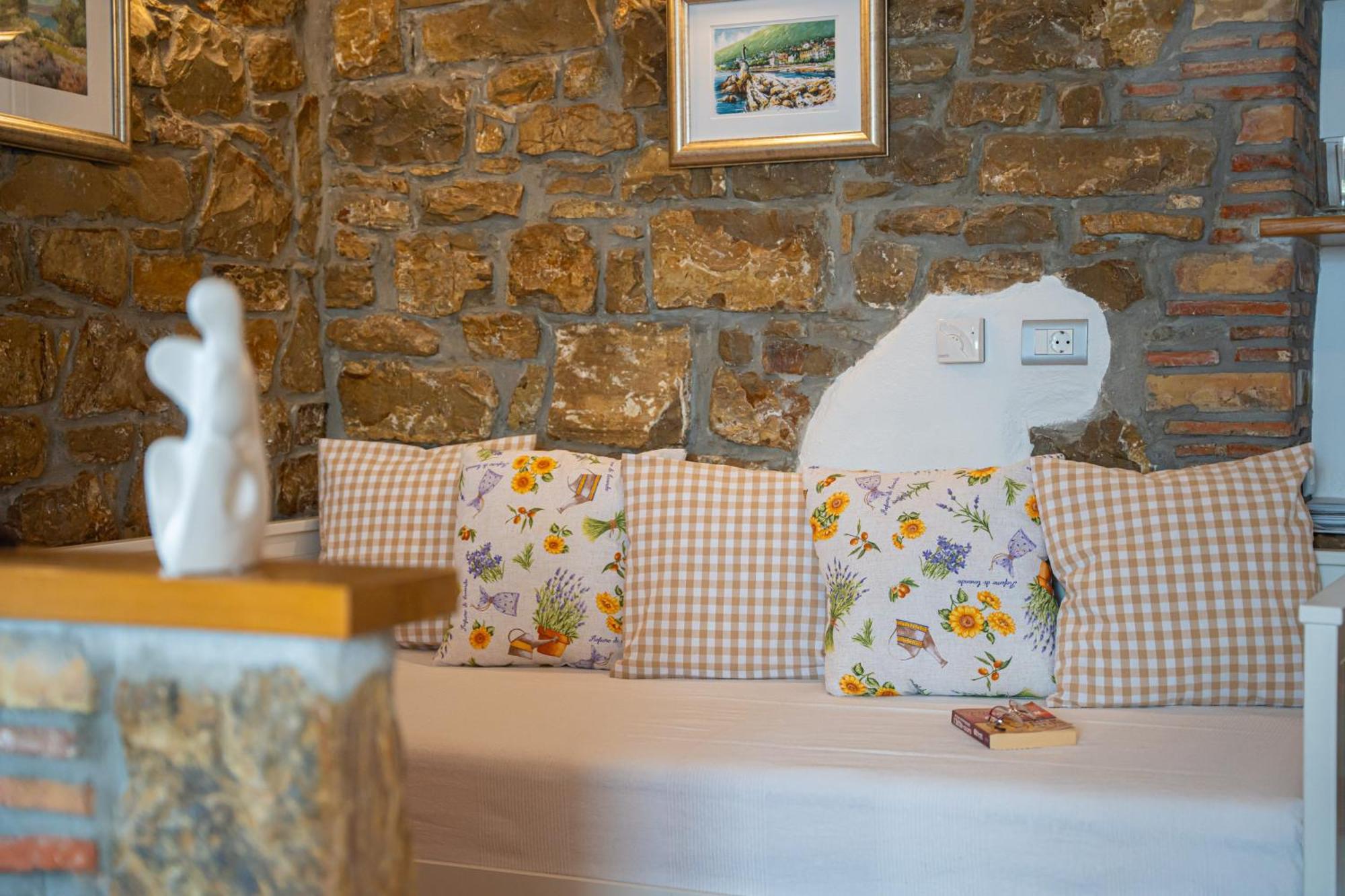 Holiday Home Belveder Motovun Livade Eksteriør bilde