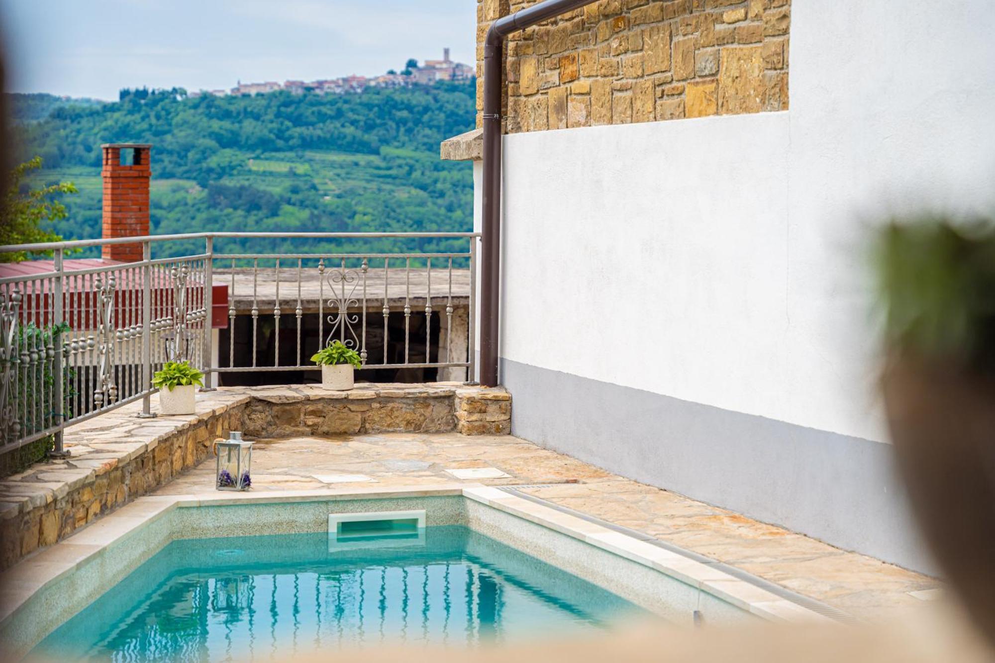 Holiday Home Belveder Motovun Livade Eksteriør bilde