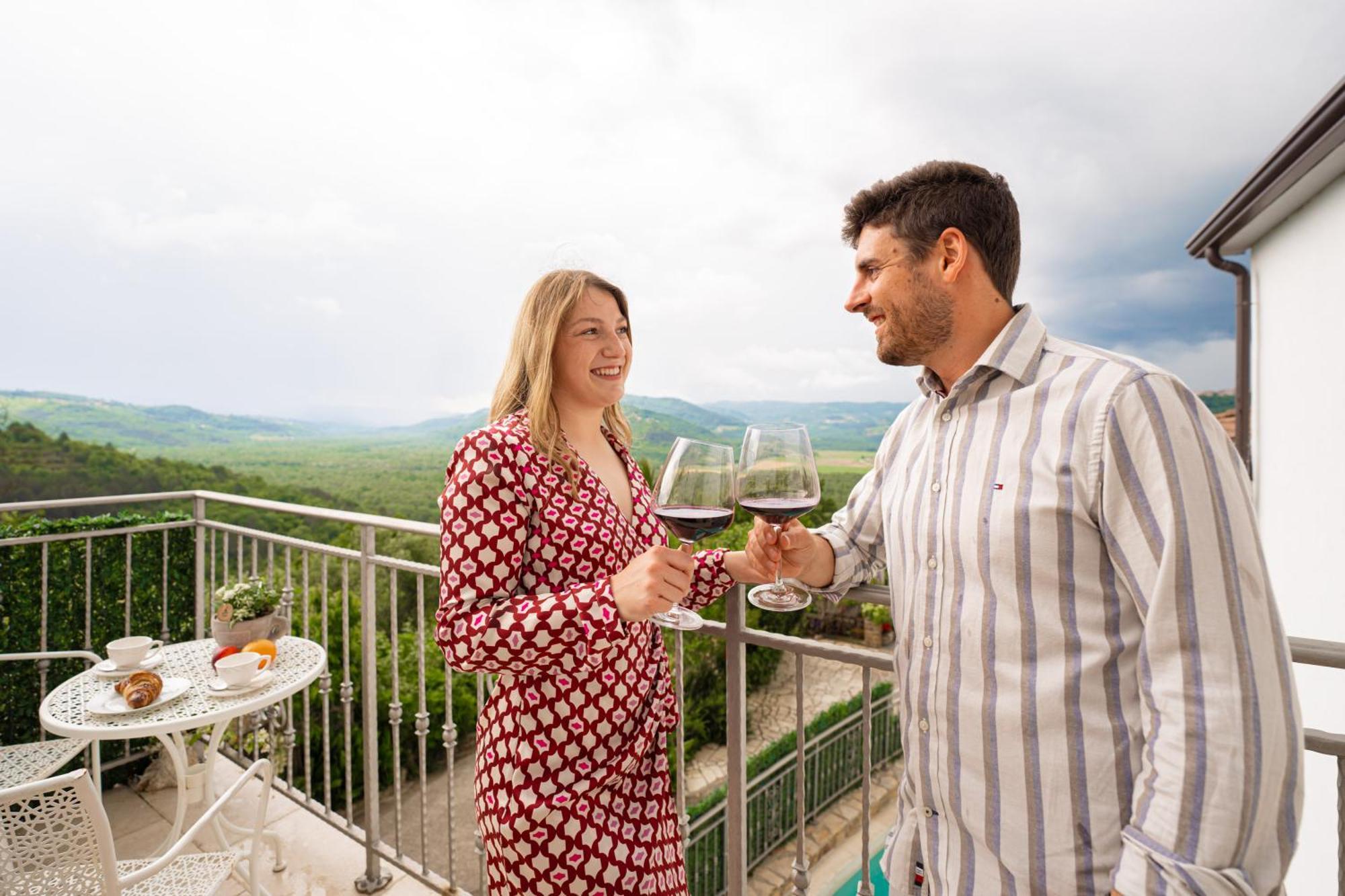 Holiday Home Belveder Motovun Livade Eksteriør bilde
