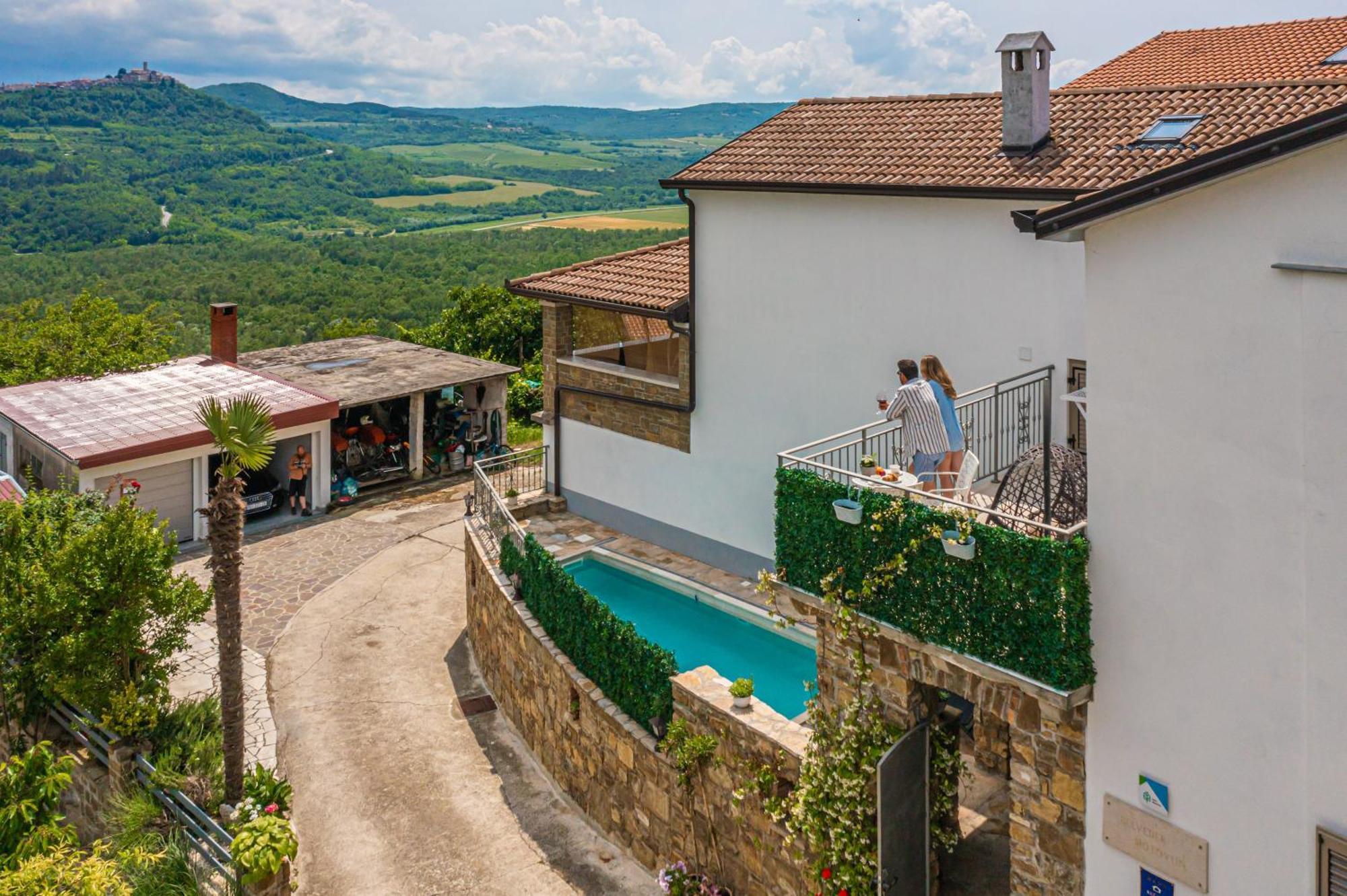 Holiday Home Belveder Motovun Livade Eksteriør bilde